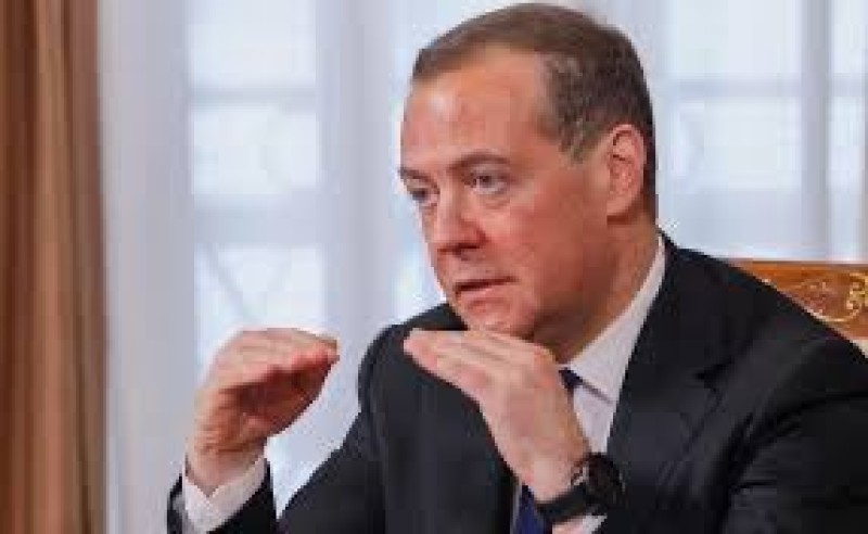 El jefe adjunto del Consejo de Seguridad de Rusia, Dmitry Medvedev, confirmó que la decisión de realizar ejercicios para probar...